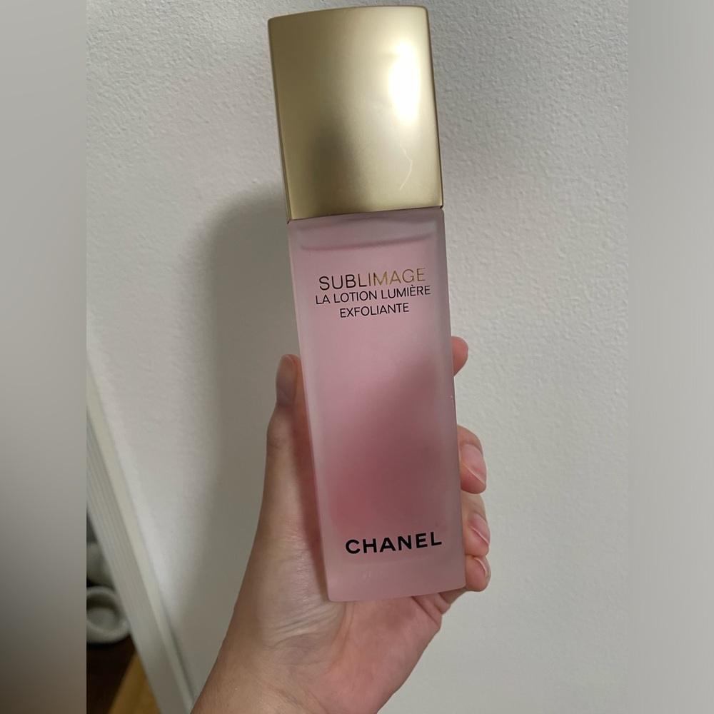 SUBLIMAGE LA LOTION LUMIÈRE EXFOLIANTE